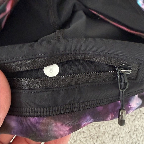 Lululemon Crop Bottoms - Picture 3 of 4